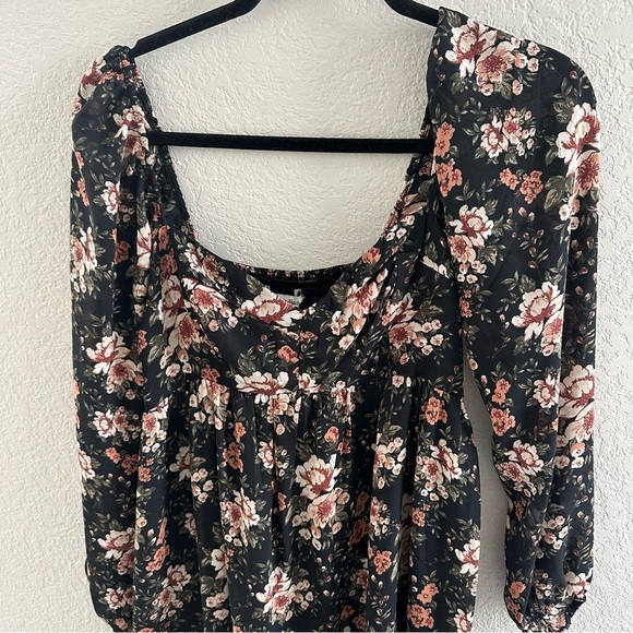 Abercrombie and Fitch long sleeve floral sweetheart Mini dress - Picture 2 of 6